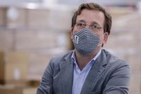 Almeida pide a Sánchez que "arrime el hombro" y deje de "señalar y estigmatizar" a Madrid con la pandemia