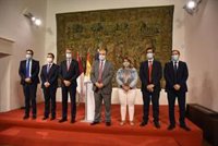 Junta y diputaciones acuerdan destinar 10 millones a un plan para reforzar la limpieza en los centros educativos de C-LM