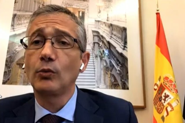 El gobernador del Banco de España, Pablo Hernández de Cos, durante el seminario APIE-UIMP.