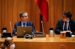 El gobernador del Banco de España, Pablo Hernández de Cos, ante la Comisión para la reconstrucción social y económica