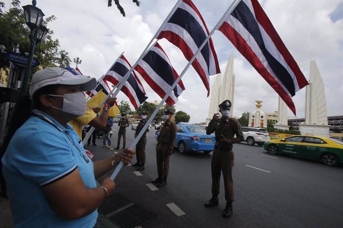 Tailandia.- Dimite el ministro de Finanzas de Tailandia 26 días después de asumi