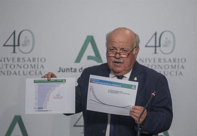 Rueda de prensa posterior a la reunión de Consejo de Gobierno de la Junta de Andalucía. El consejero de Salud y Familias, Jesús Aguirre, durante su intervención. En el Palacio de San Telmo, Sevilla (Andalucía, España), a 01 de agosto de 2020.