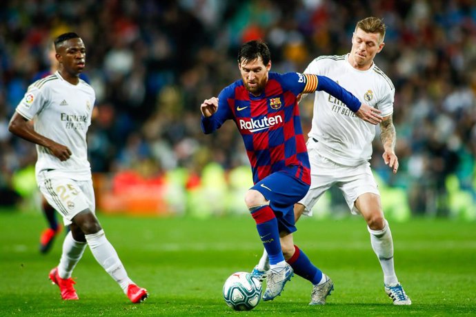 Messi s'escapa de Kroos i Vinicius en el Madrid-Bara del Bernabéu de LaLiga Santander 2019-2020