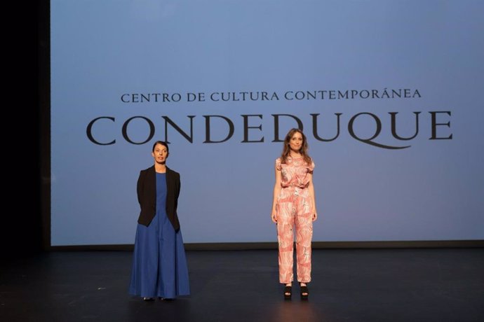 Natalia Álvares Simó junto a Andrea Levy en la presentación de la temporada del Conde Duque