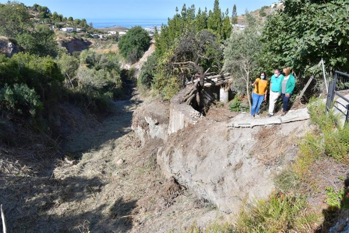 Visita de la delegada provincial de Agricultura a la rambla La Garnatilla