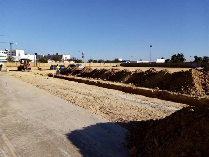 Inicio de las obras para el campo de fútbol en El Torrejón. 