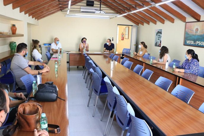 Reunión del PSOE con el sector de ocio infantil de la provincia