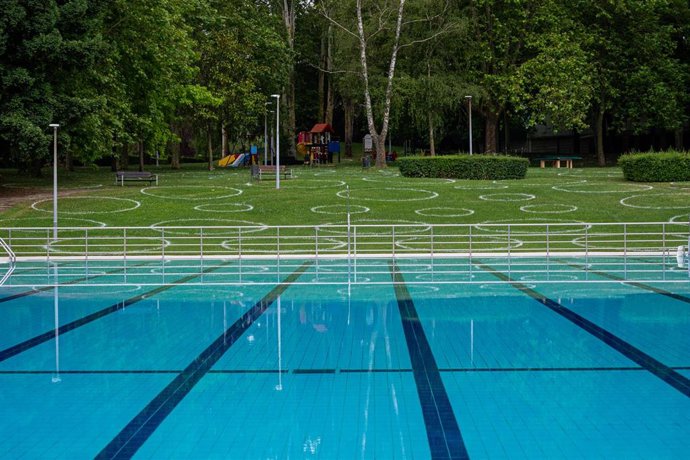 Una piscina