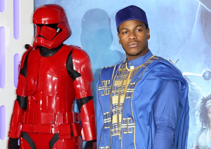 John Boyega en la Premiere europea de Star Wars: The Rise of Skywalker