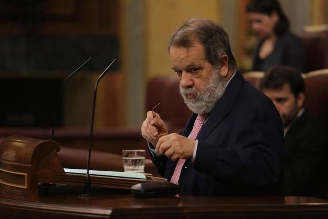 El Defensor del Pueblo, Francisco Fernández Marugán, en el Congreso