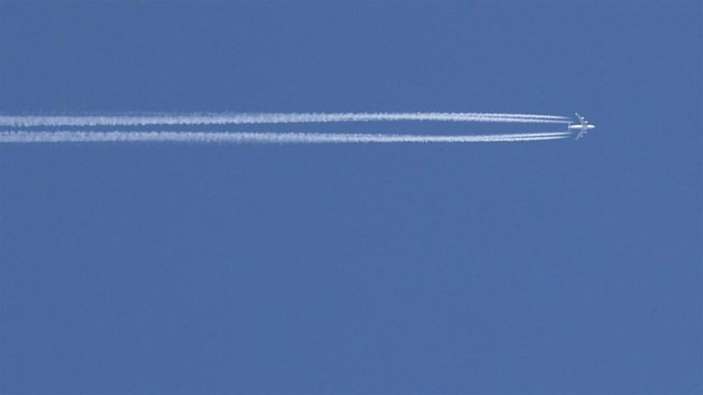 Las estelas de aviones tienen su efetco en el calentamiento global