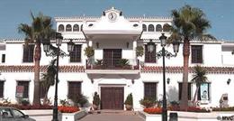 Fachada del Ayuntamiento de Mijas