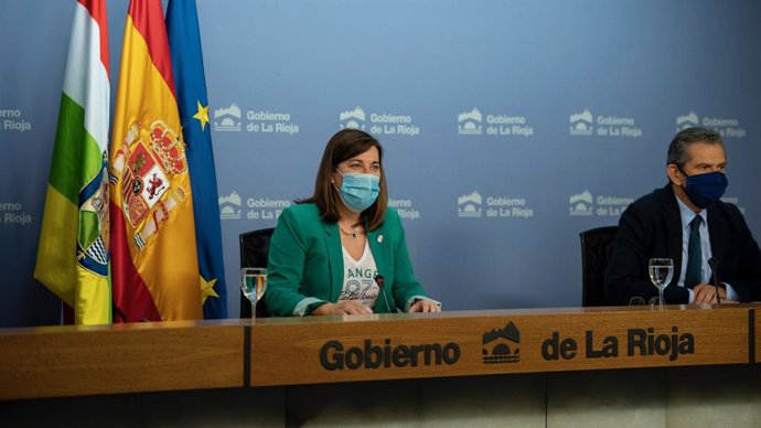 La portavoz y consejera de Salud, Sara Alba, y el consejero de Hacienda, Celso Díaz
