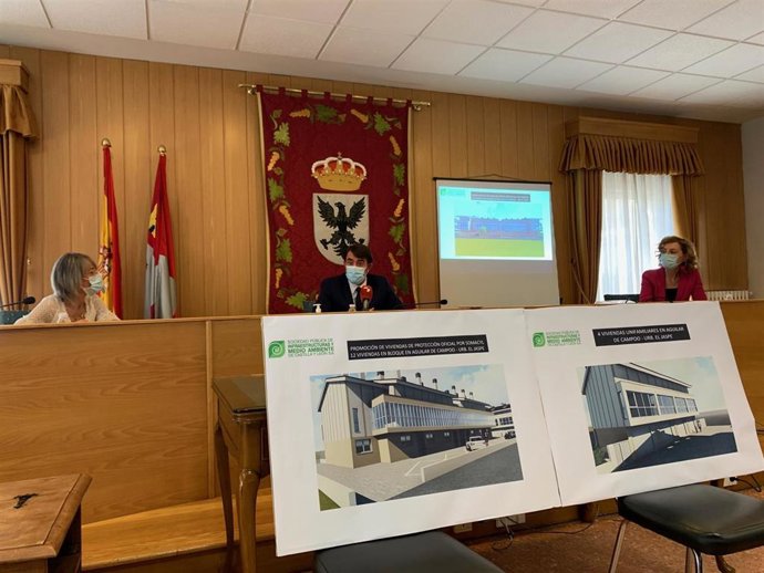 Imagen de la presentación en Aguilar de Campoo de la oferta de vivienda pública de la Junta