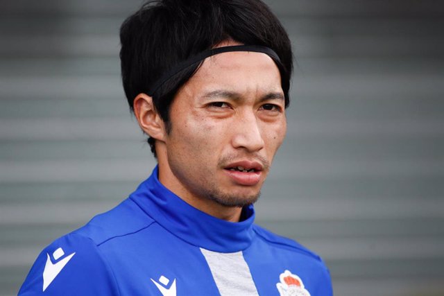Gaku Shibasaki, player of Deportivo from Japan, during the spanish Liga Smartbank football match played between CD Fuenlabrada and Deportivo de la Coruna at Fernando Torres Stadium on November 02, 2019, in Fuenlabrada, Madrid, Spain.