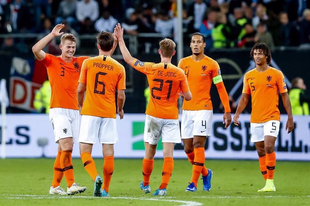 La selección holandesa conquista un triunfo en la anterior fase de clasificación para la Eurocopa