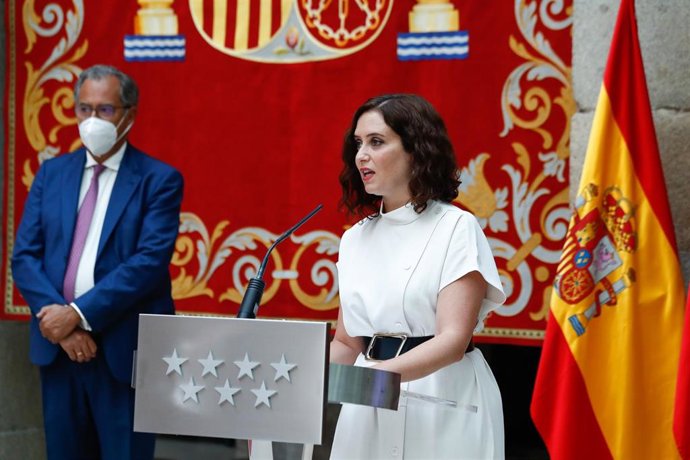 La presidenta de la Comunidad de Madrid, Isabel Díaz Ayuso, durante la presentación de la estrategia del Gobierno regional para la vuelta a las aulas y el inicio del curso escolar 2020/21, en Real Casa de Correos, en Madrid (España) a 25 de agosto de 20