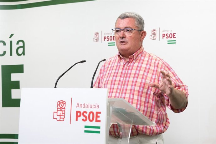 PSOE-A lamenta el "enorme fracaso" de Moreno en sanidad con centros de salud "colapsados" y 1.000 contagios el día
