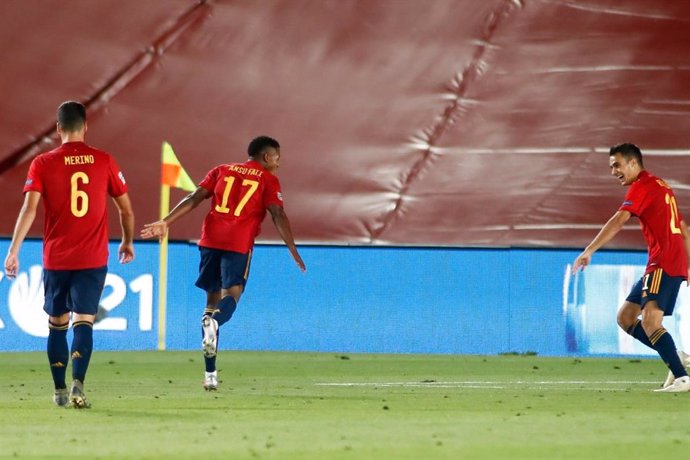 Fútbol/Selección.- Ansu Fati se convierte en el goleador más joven de la selecci