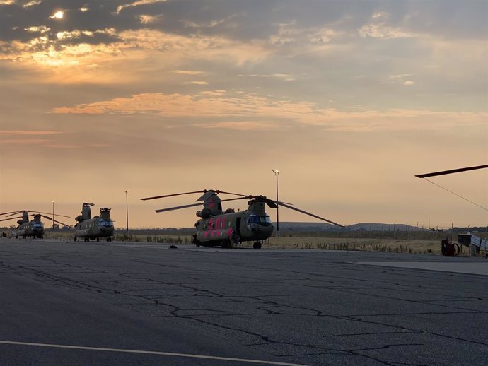 Helicópteros 'Chinook' de la Guardia Nacional de California, EEUU