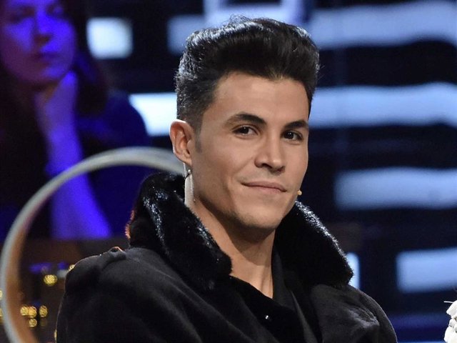 Kiko Jiménez ha salido en defensa de Sofía Suescun, que según "Socialité" podría haberle sido infiel con un futbolista