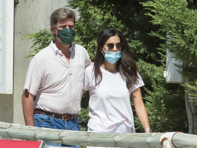 Cayetano Martínez de Irujo y Bárbara Mirján atraviesan por uno de los momentos más dulces de su relación