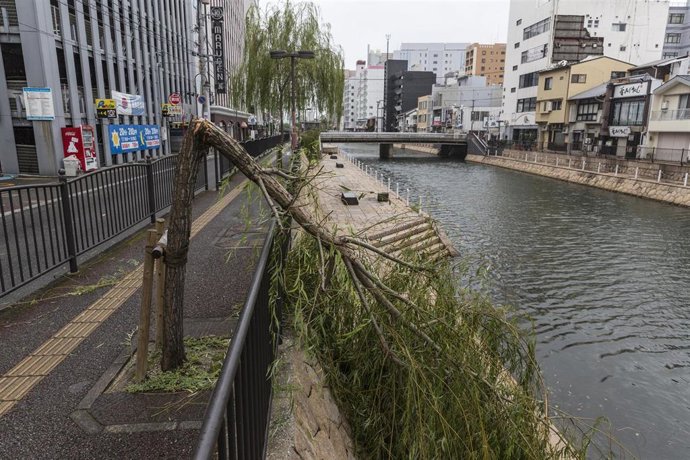 Efectos del tifón Haishen' en Fukuoka