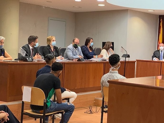 Juicio de jóvenes acusados de robos en viviendas de Lleida y Barcelona
