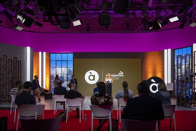 Presentación de la programación de otoño de  Punt Mdia.