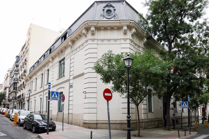 Fachada del edificio de la Fiscalía Anticorrupción en la Calle Manuel Silvela, N4 de Madrid.