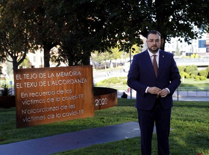El presidente del Principado de Asturias, Adrián Barbón