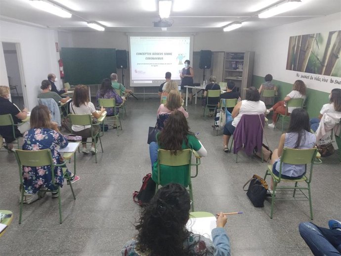 Una de las formaciones del profesorado de un colegio de Segovia en Covid-19.