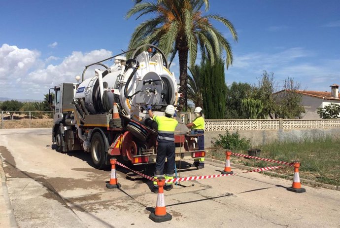 Limpieza de alcantarillado en Cartagena