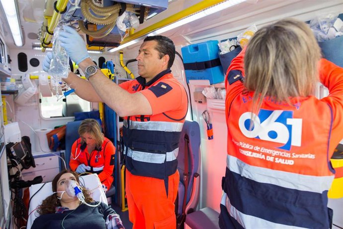 Imagen de archivo de una actuación de los profesionales del 061.