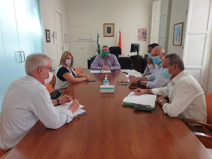 Miguel Andréu reunido con Mamen Sánchez