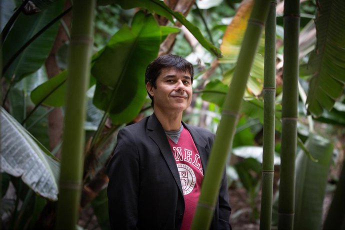 El escritor Laurent Binet, en la presentación de la novela 'Civilizaciones' (Seix Barral/Edicions de 1984)