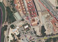 Heridas graves 3 personas, dos de ellas bomberos, en el incendio de una vivienda en Molina de Segura (Murcia)