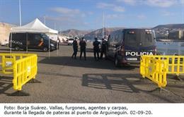 Dispositivo policial para la llegada de pateras al puerto de Arguineguín.