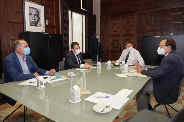 Puig en la reunión con Soler, illueca y el secretario autonómico para la UE