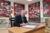 Lukashenko cesó al jefe del KGB por el arresto de 33 rusos de la empresa de mercenarios Wagner