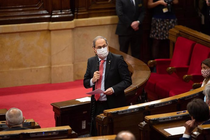 El president de la Generalitat, Quim Torra, intervé en el ple del Parlament.
