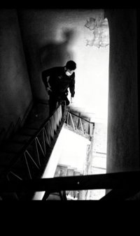 Dos detenidos en Málaga tras desmantelar una vivienda habilitada para el consumo de droga