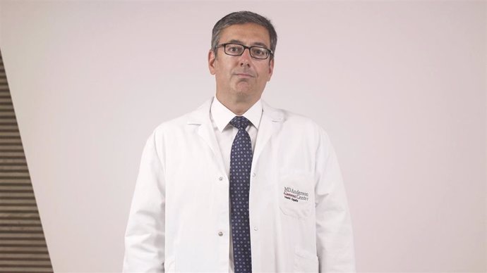 Dr. Adolfo de la Fuente