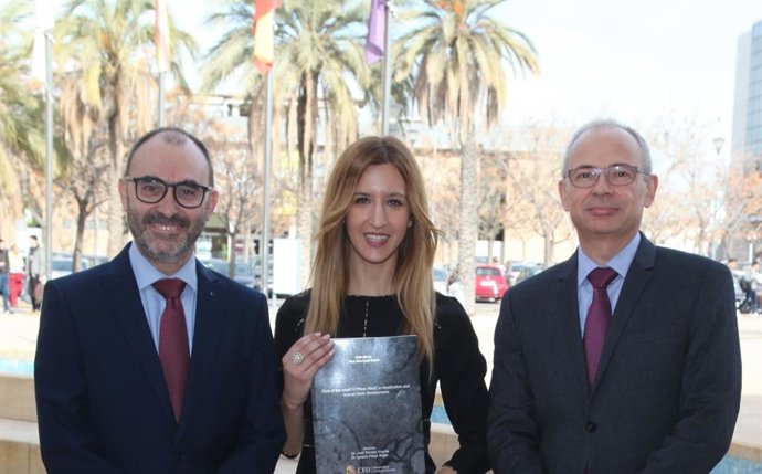 Investigadores de la CEU