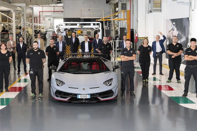 Imagen del Aventador número 10.000.