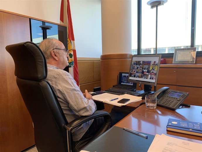 El consejero Iñaki Arriola participa en el Conferencia sectorial de Transportes