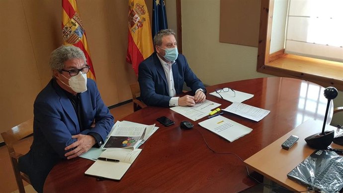Soro traslada a Ábalos la necesidad de recuperar todos los servicios ferroviarios que se prestan en Aragón.