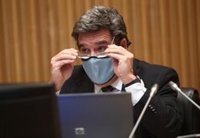 El Gobierno impulsará los impuestos 'verdes', eliminará bonificaciones y no prevé modificar el IRPF por ahora