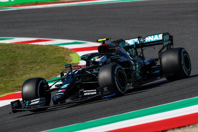 Valtteri Bottas rodando en Mugello