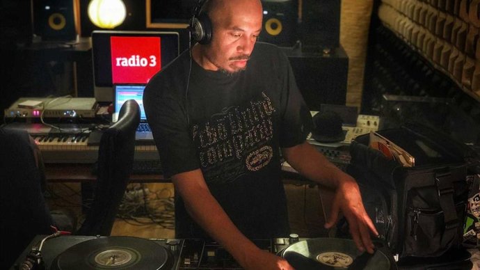 Jota Mayúscula en El Rimadero de Radio 3